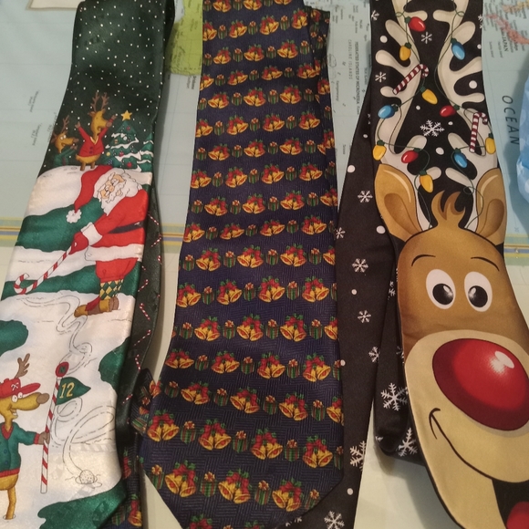 Christmas ties - Picture 9 of 12